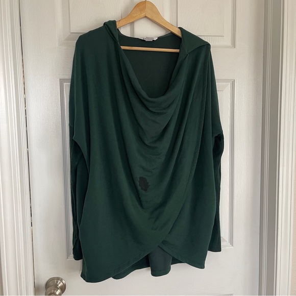 Athleta Purana Wrap Forest Green Sweatshirt Sz M Gently Loved - Picture 3 of 9